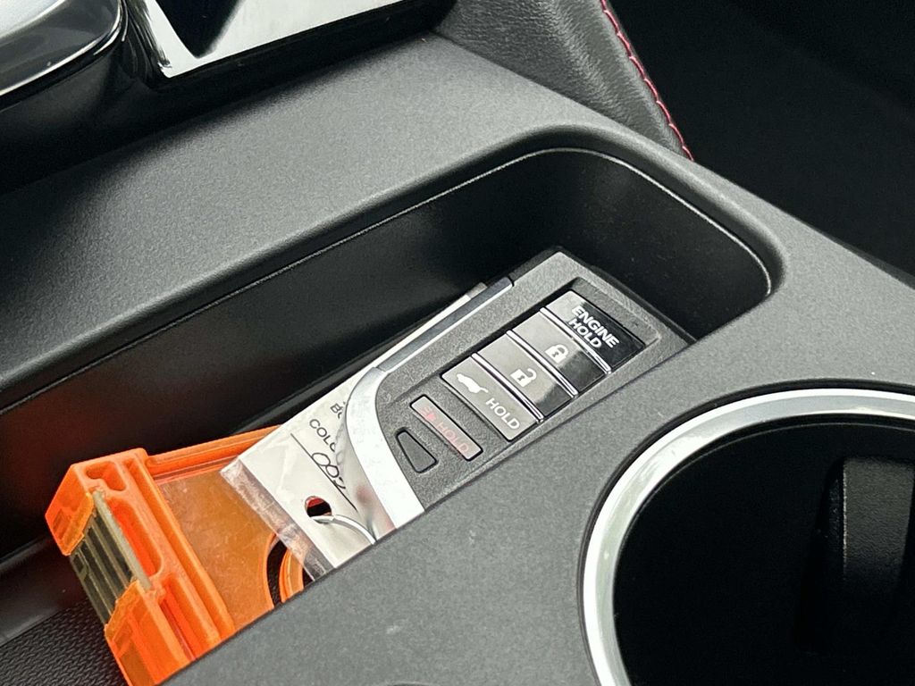 Vehicle photo 39