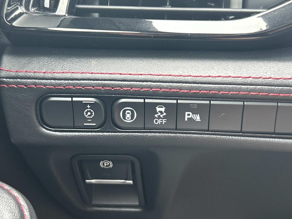 Vehicle photo 42