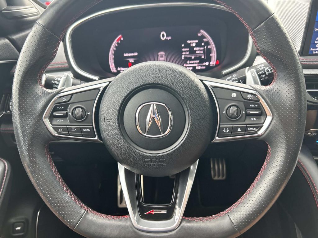 Vehicle photo 41