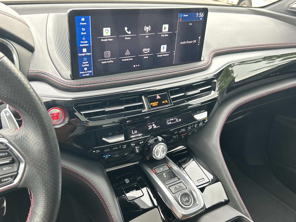 Vehicle photo 34