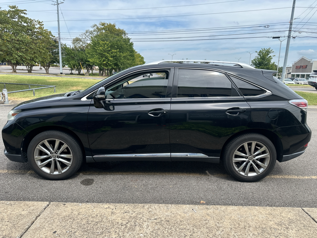 Vehicle photo 7