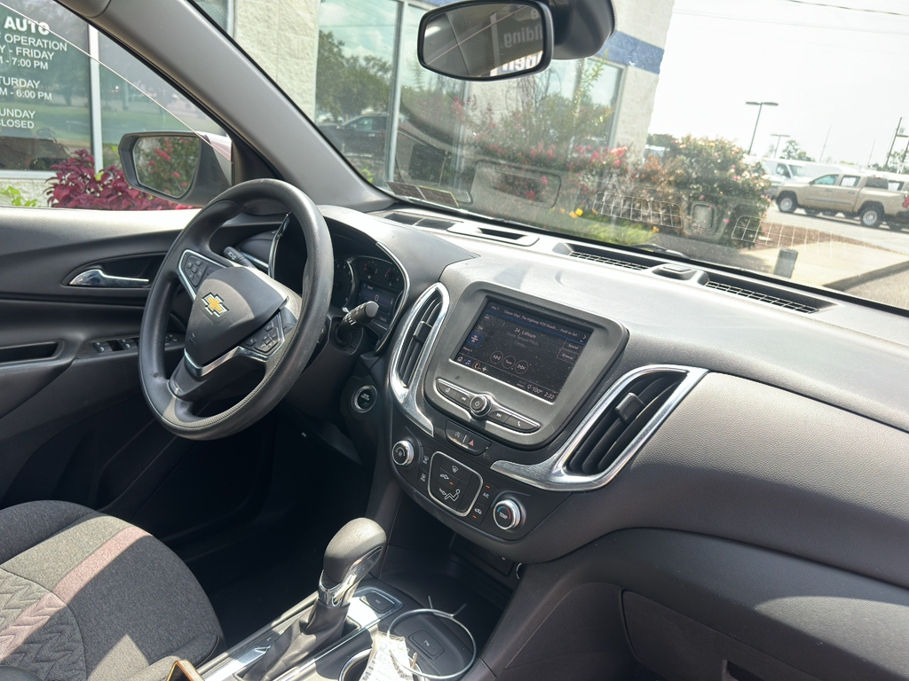 Used 2023 Chevrolet Equinox SUV