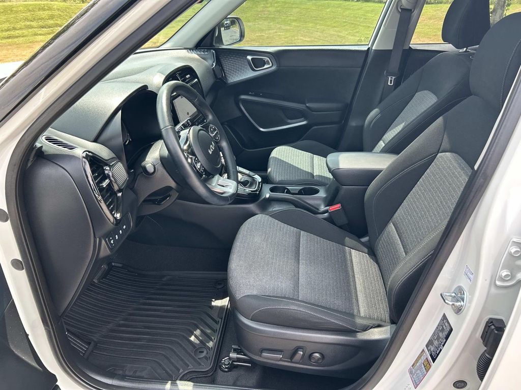 Used 2024 Kia Soul Hatchback