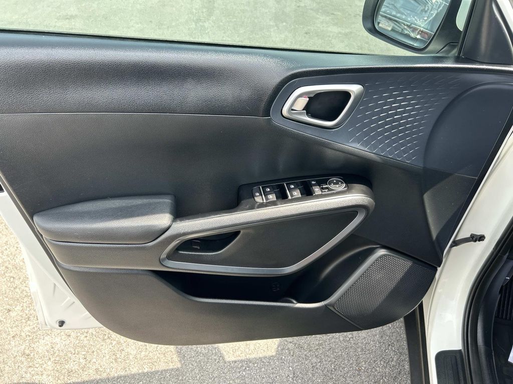 Used 2024 Kia Soul Hatchback