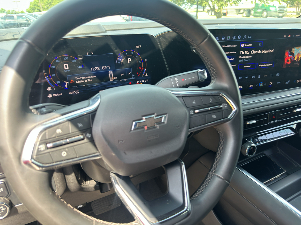 Used 2025 Chevrolet Suburban SUV