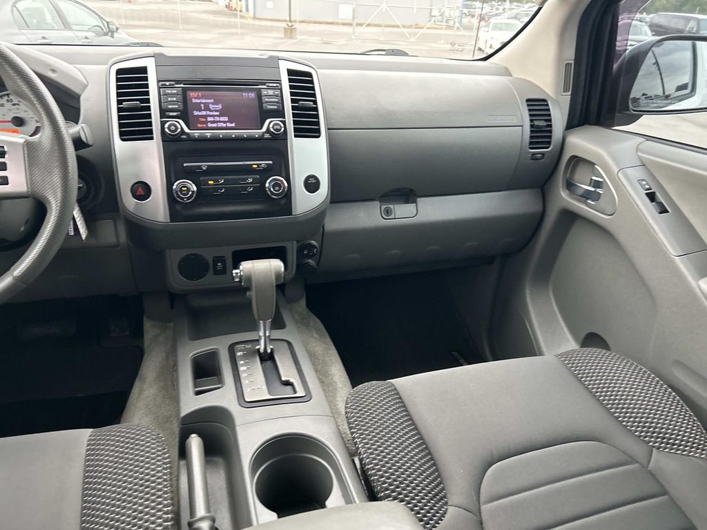 Vehicle photo 22