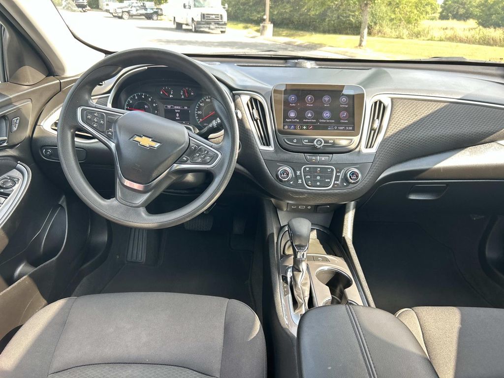 Used 2024 Chevrolet Malibu Sedan