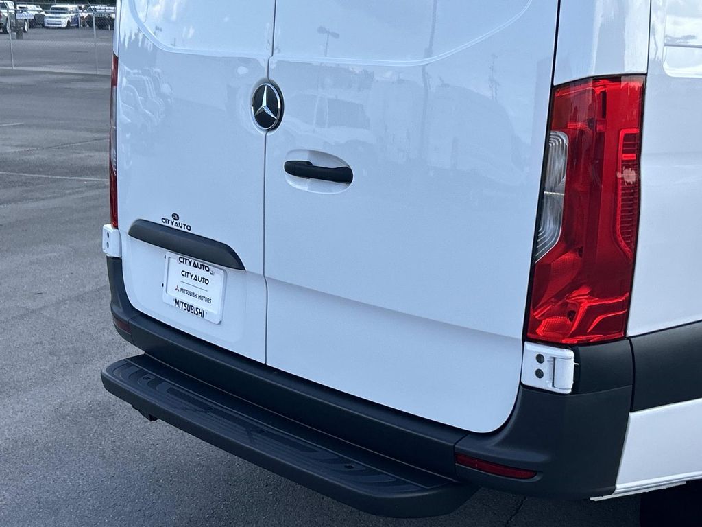 Used 2022 Mercedes-benz Sprinter 2500 Van