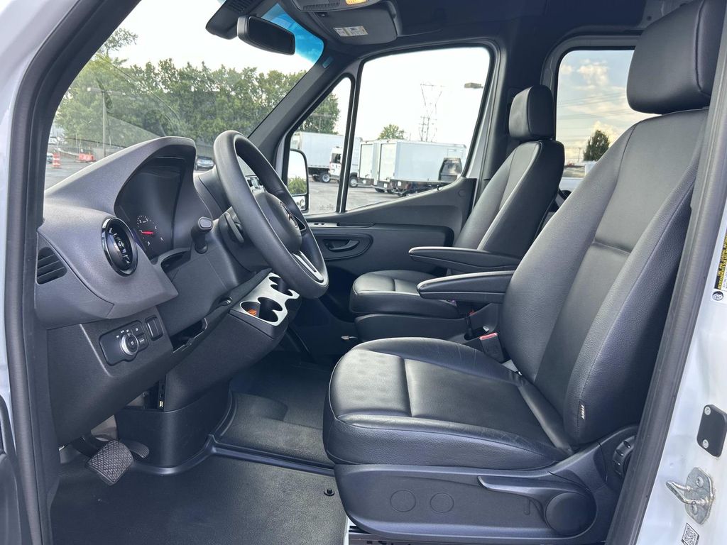Used 2022 Mercedes-benz Sprinter 2500 Van