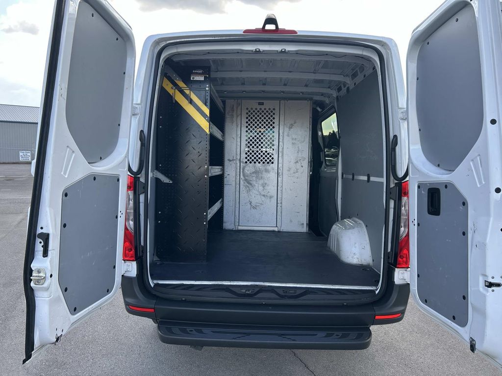 Used 2022 Mercedes-benz Sprinter 2500 Van
