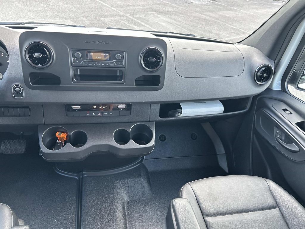 Used 2022 Mercedes-benz Sprinter 2500 Van