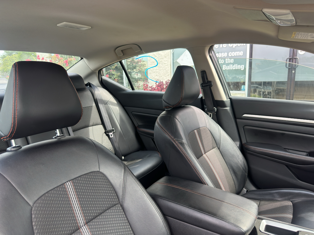 Used 2024 Nissan Altima Sedan