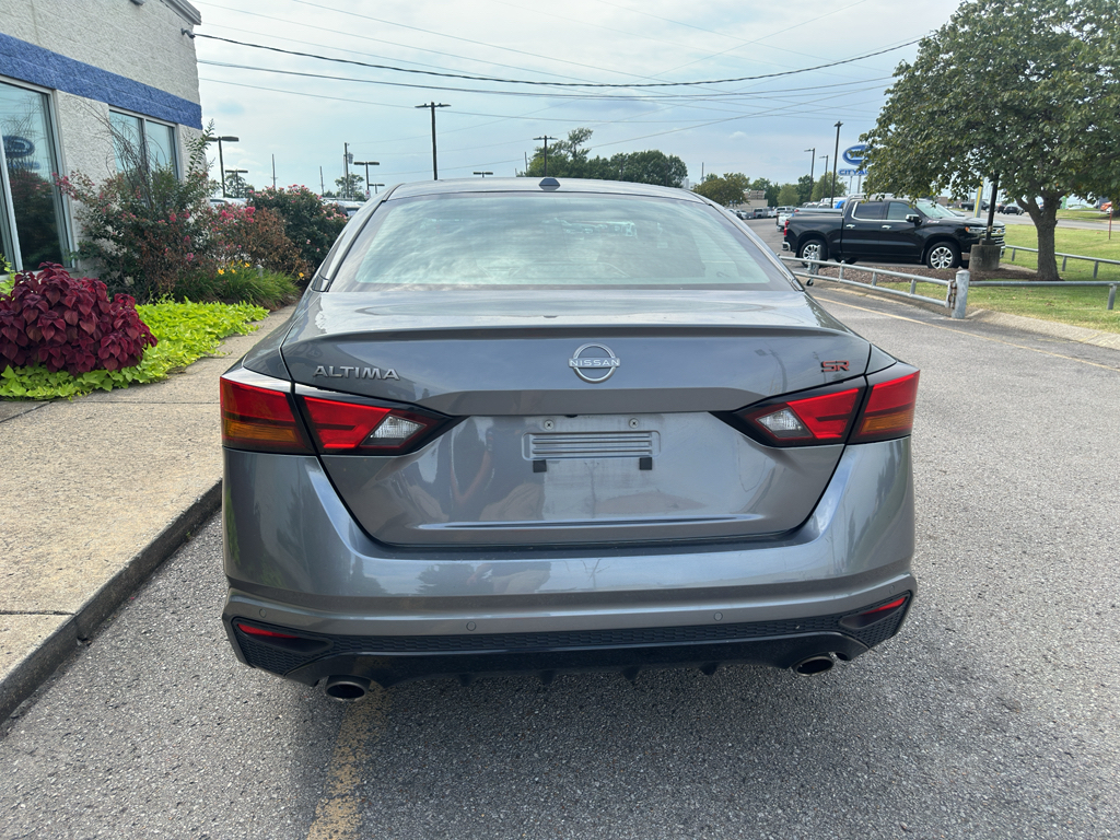Used 2024 Nissan Altima Sedan