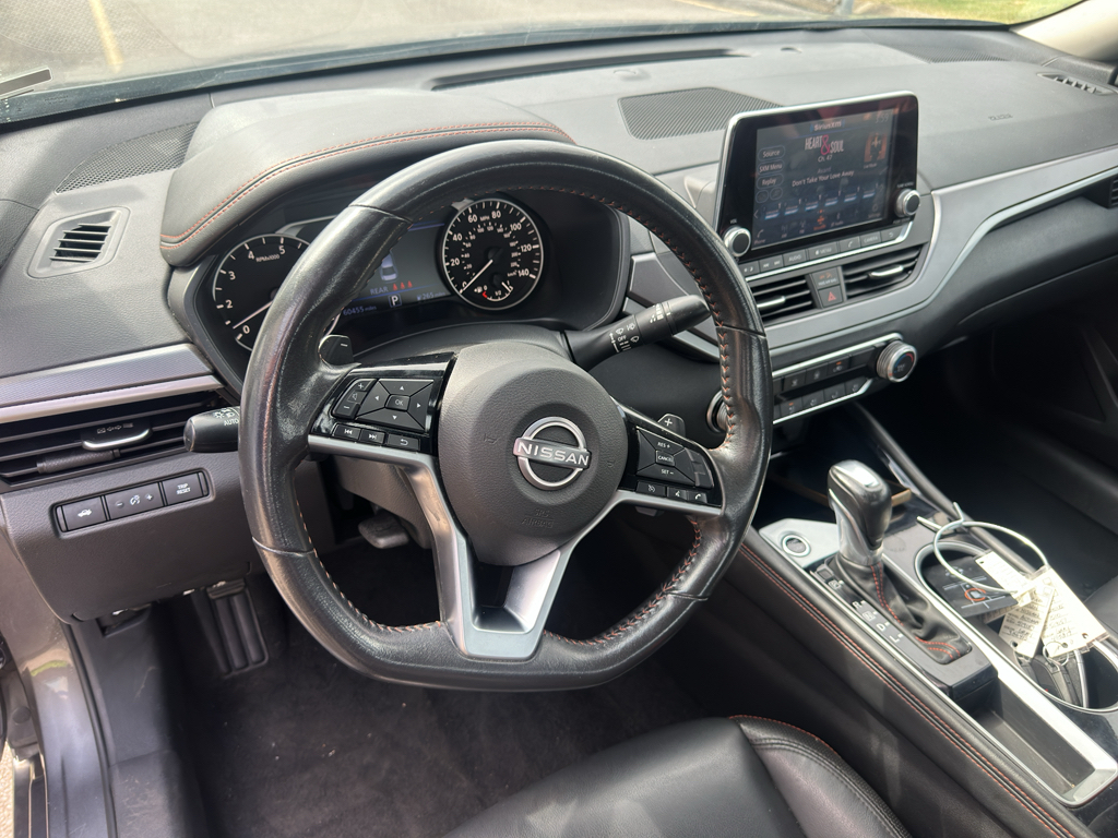 Used 2024 Nissan Altima Sedan
