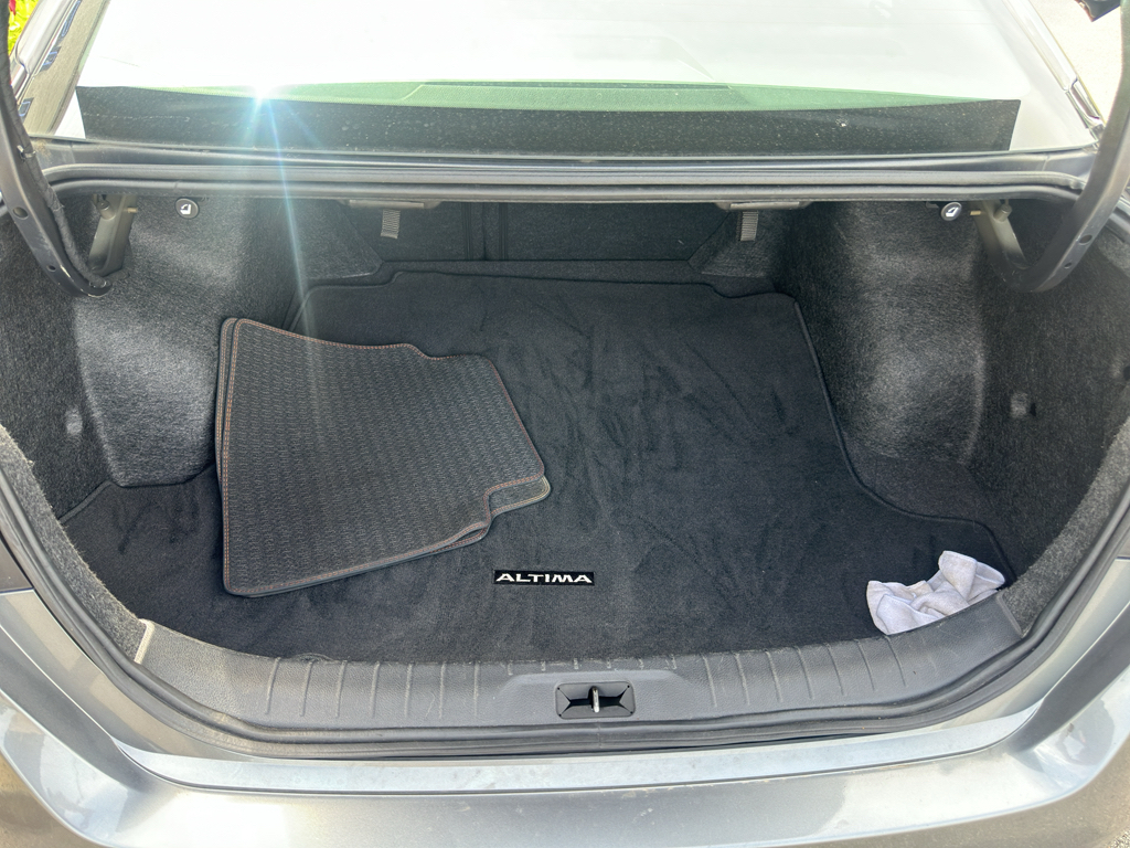 Used 2024 Nissan Altima Sedan