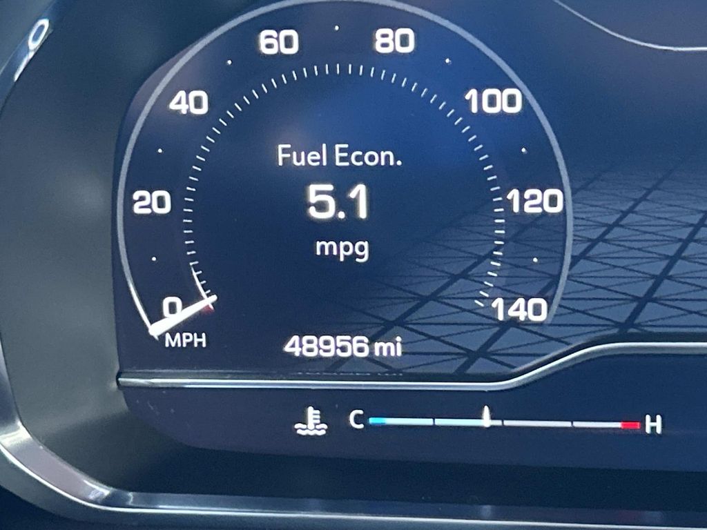 Vehicle photo 48