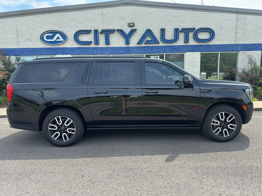 Used 2024 GMC Yukon XL SUV