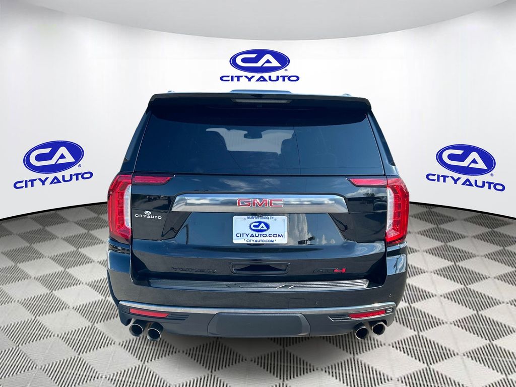 Vehicle photo 4