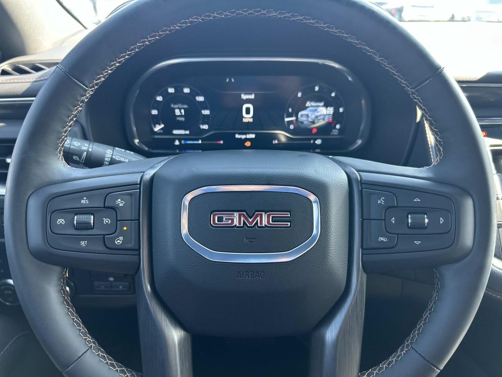 Vehicle photo 43