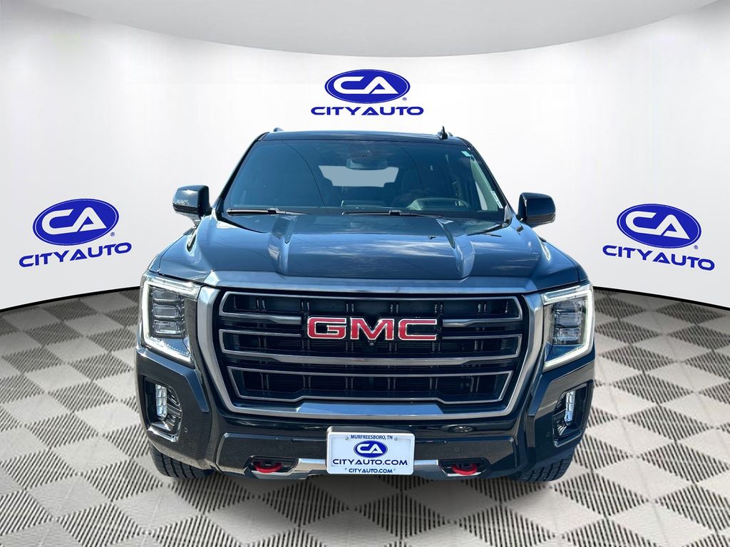 Vehicle photo 10