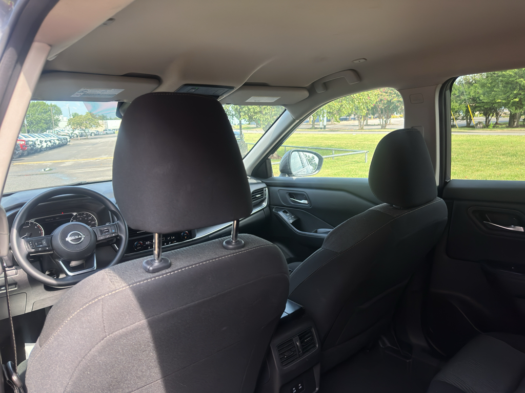 Used 2024 Nissan Rogue SUV