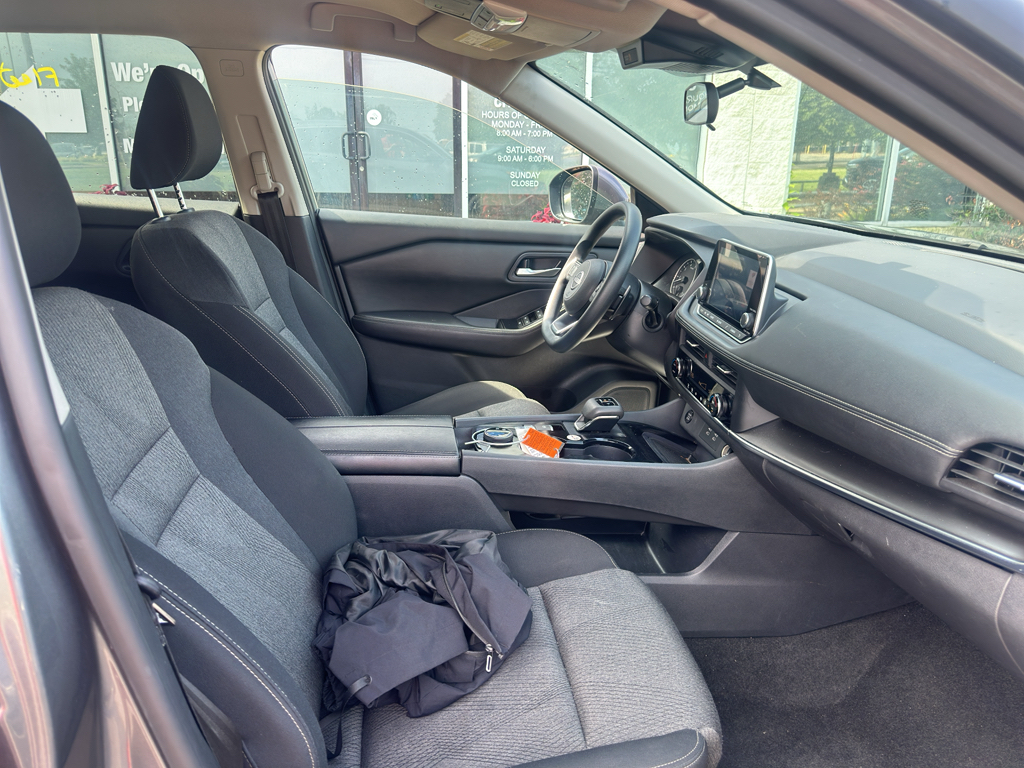 Used 2024 Nissan Rogue SUV