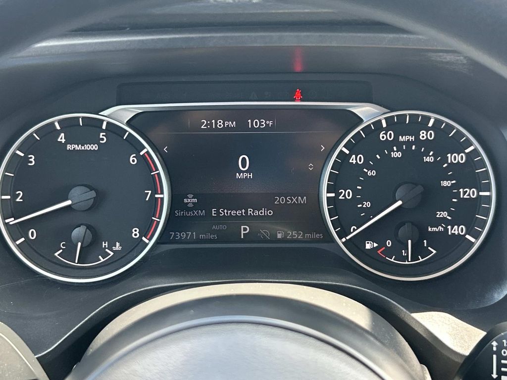 Vehicle photo 38