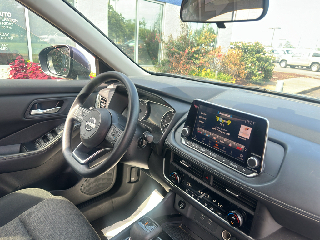 Used 2024 Nissan Rogue SUV
