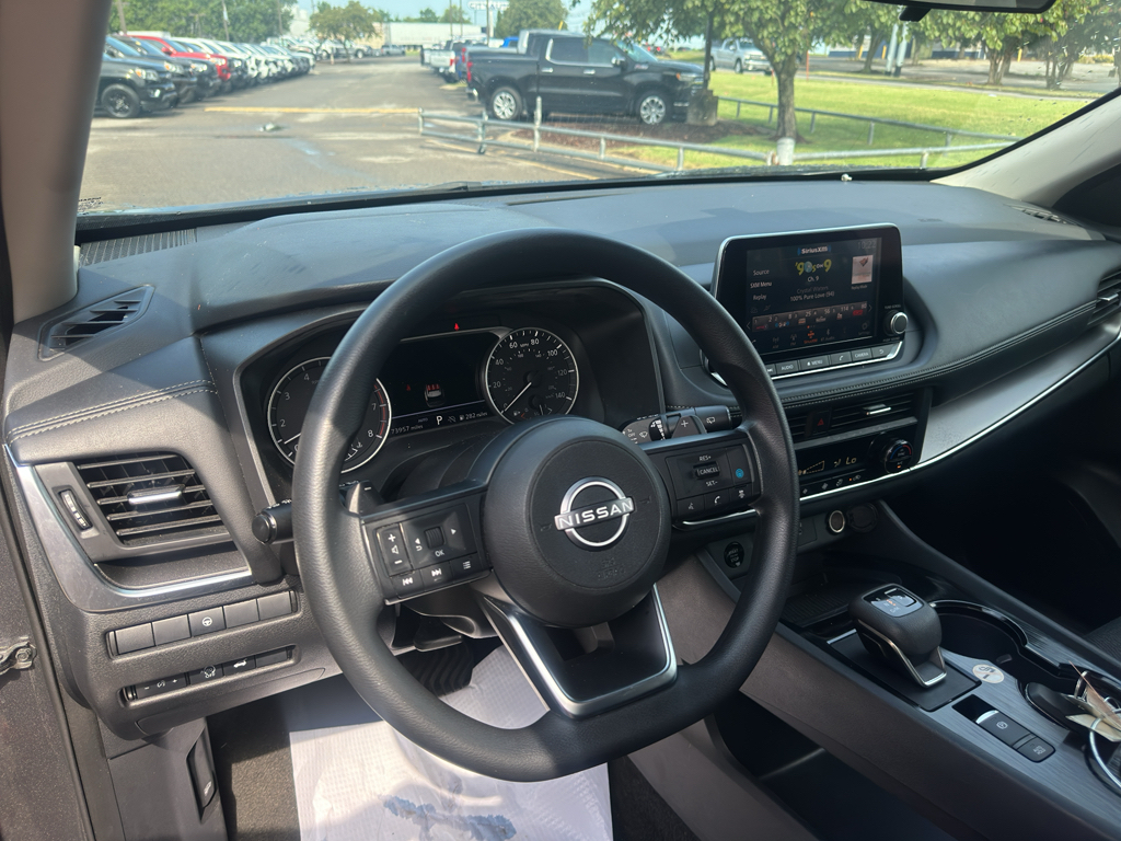 Used 2024 Nissan Rogue SUV