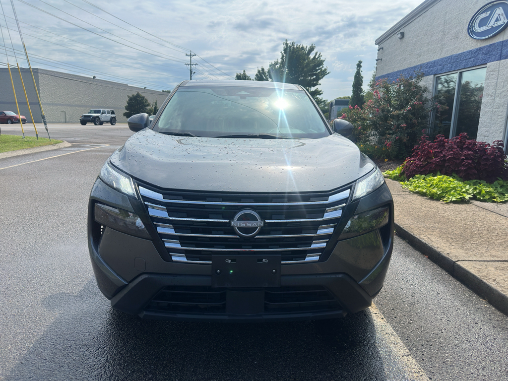Used 2024 Nissan Rogue SUV