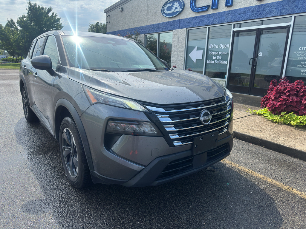 Used 2024 Nissan Rogue SUV