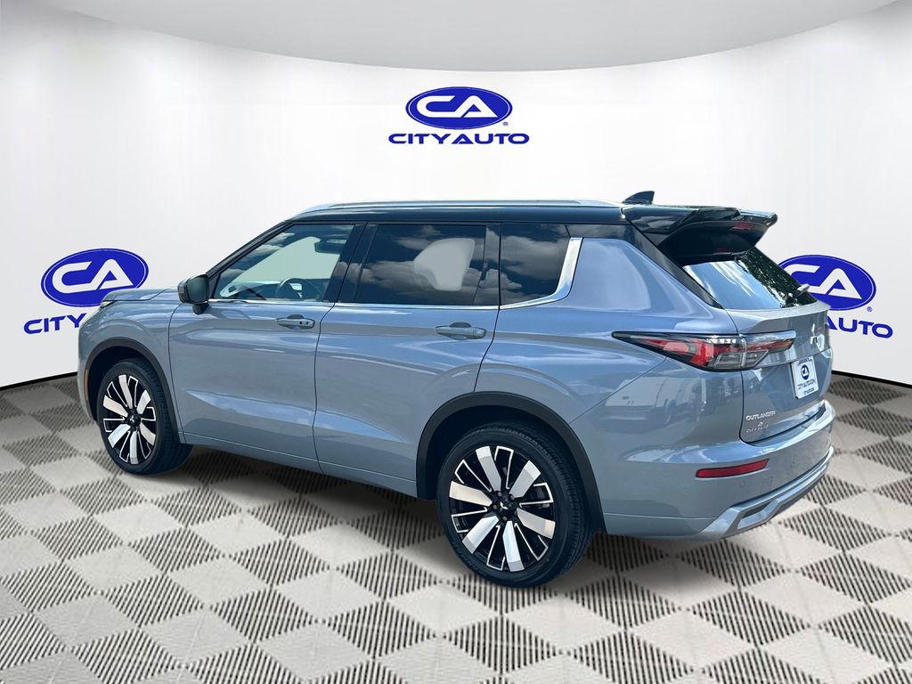 Used 2025 Mitsubishi Outlander SUV