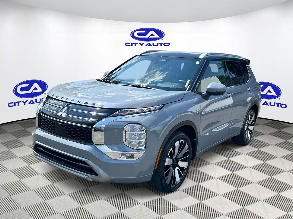 Used 2025 Mitsubishi Outlander SUV