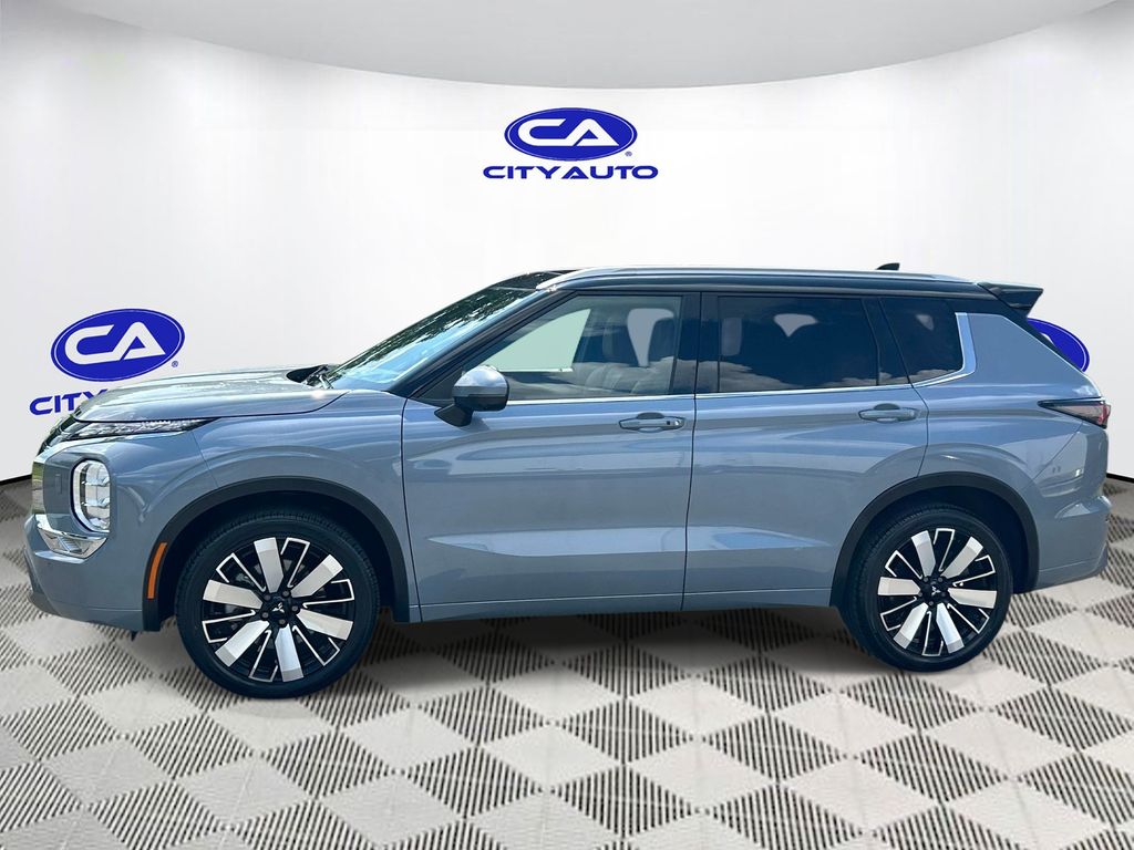 Used 2025 Mitsubishi Outlander SUV