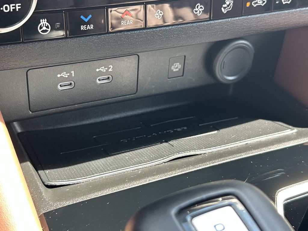 Used 2025 Mitsubishi Outlander SUV