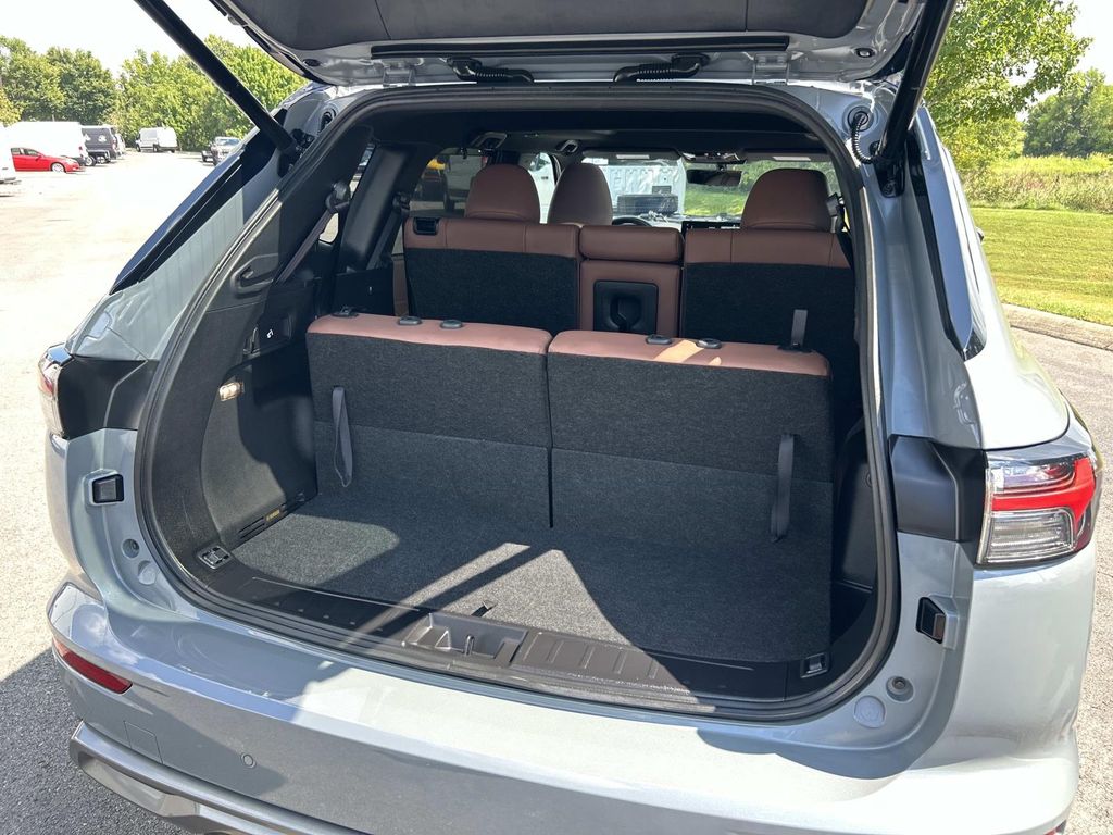 Used 2025 Mitsubishi Outlander SUV