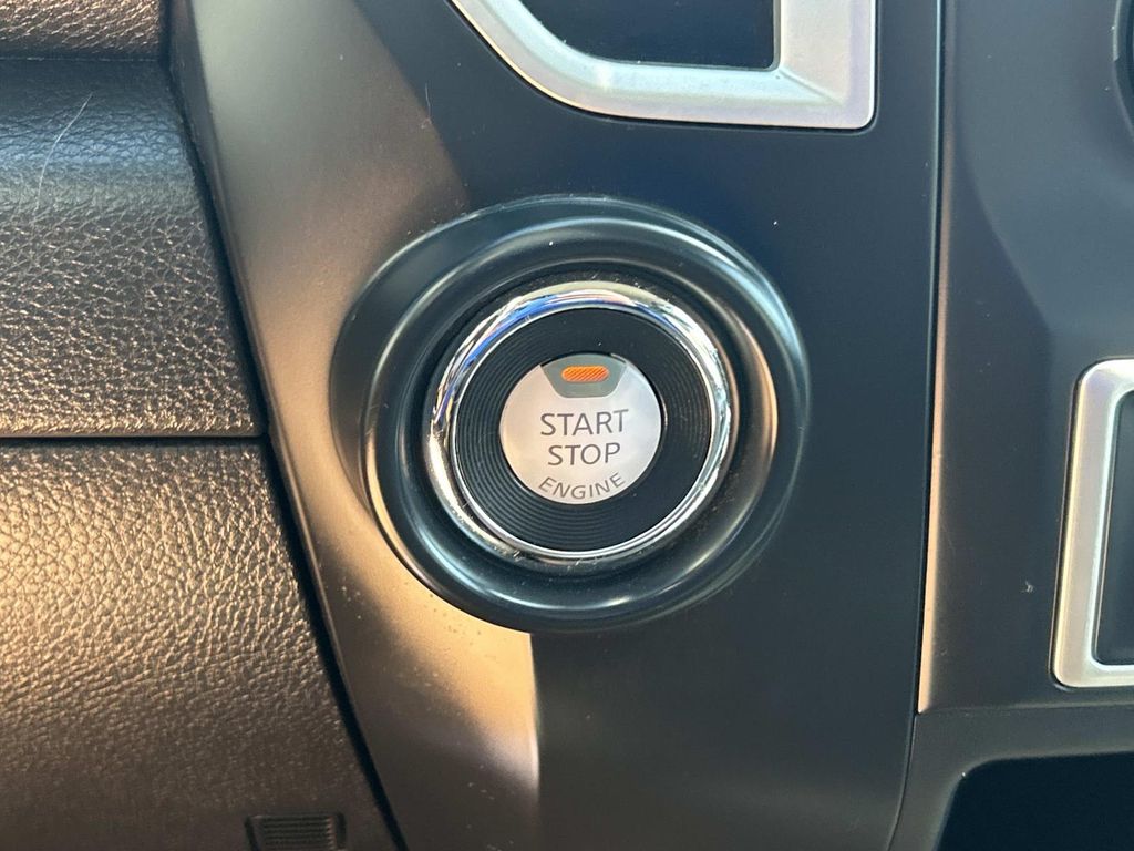 Used 2019 Nissan Titan Truck