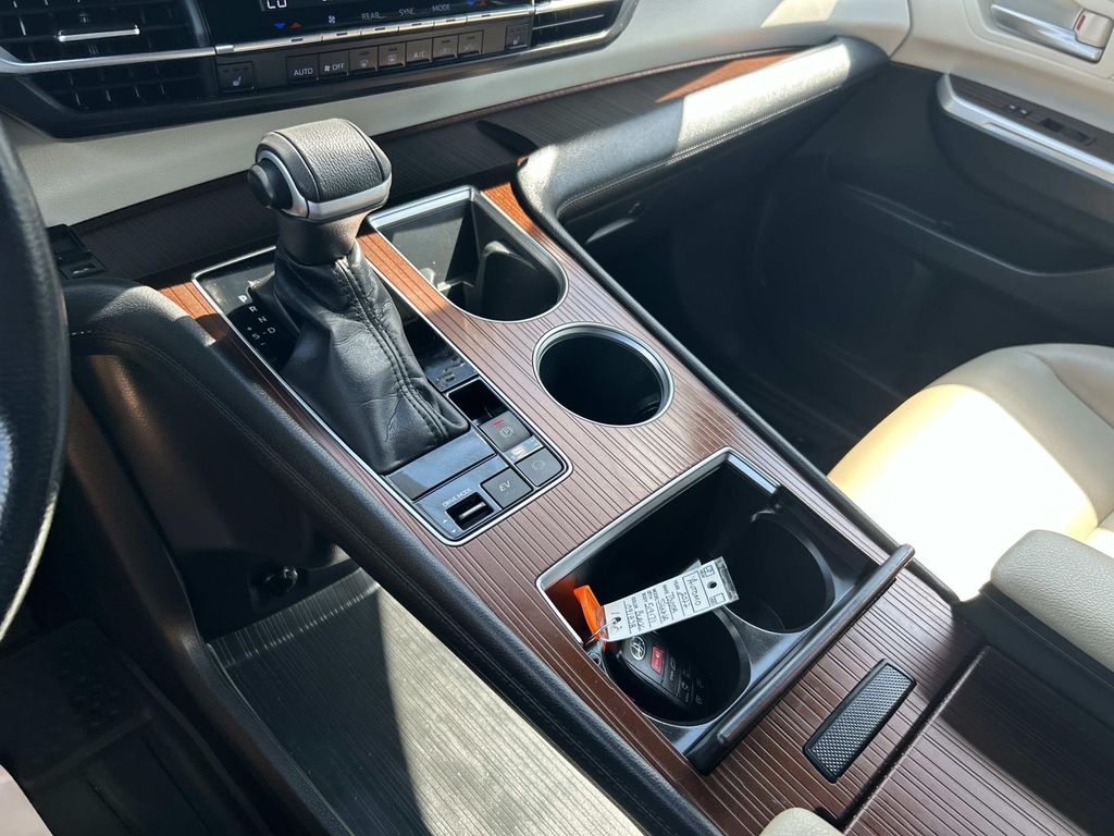 Used 2022 Toyota Sienna Van