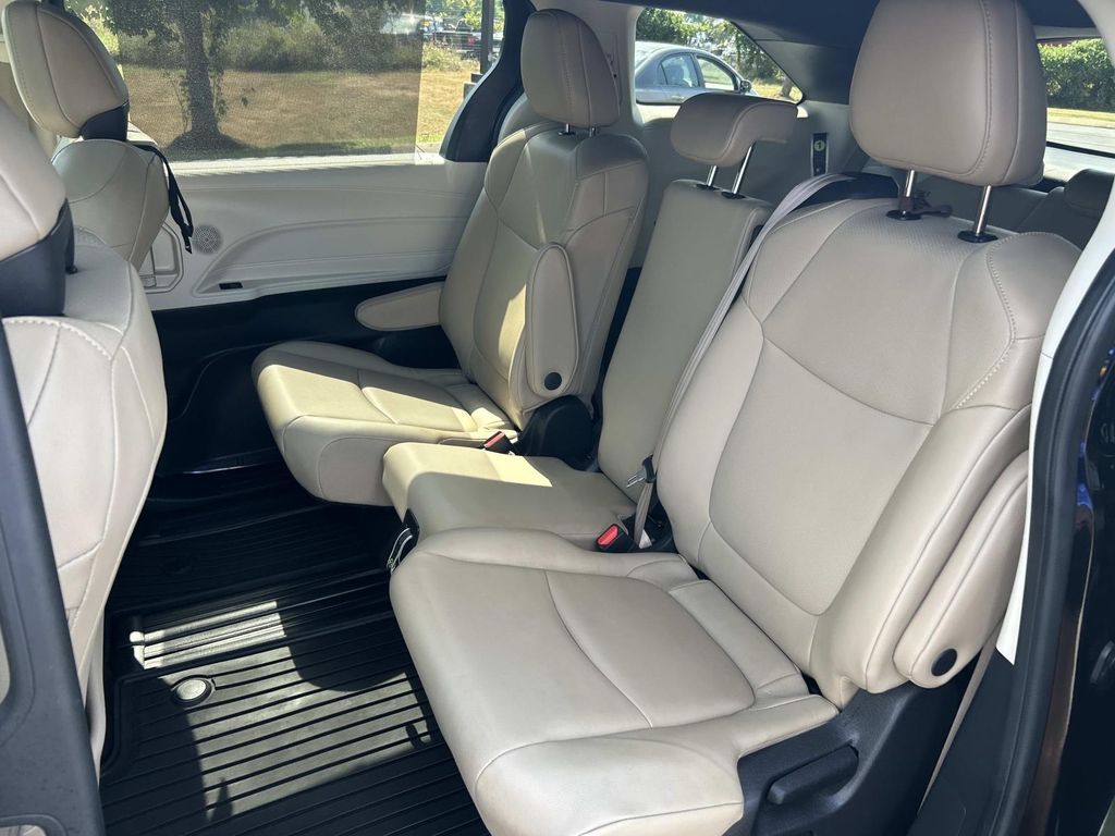 Used 2022 Toyota Sienna Van
