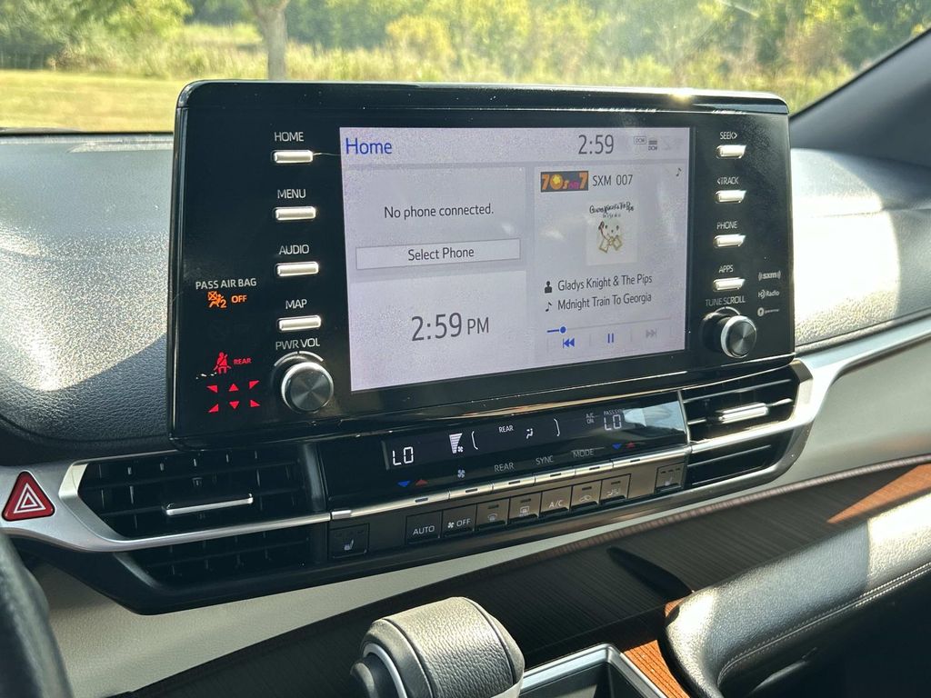 Used 2022 Toyota Sienna Van