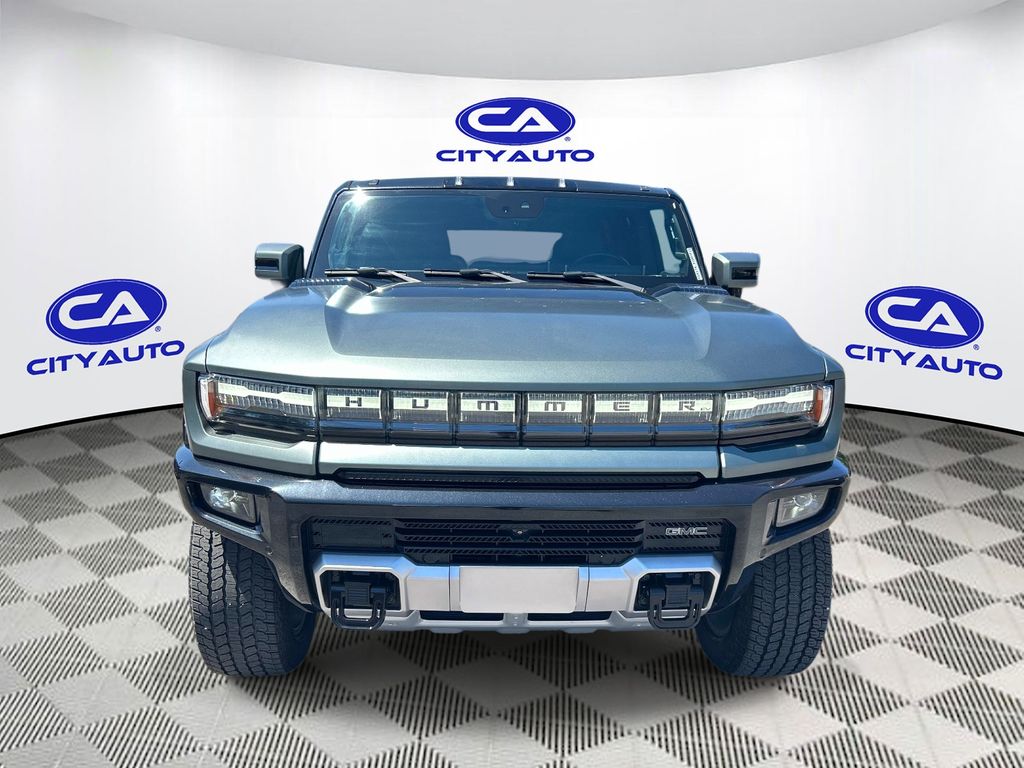 Vehicle photo 10