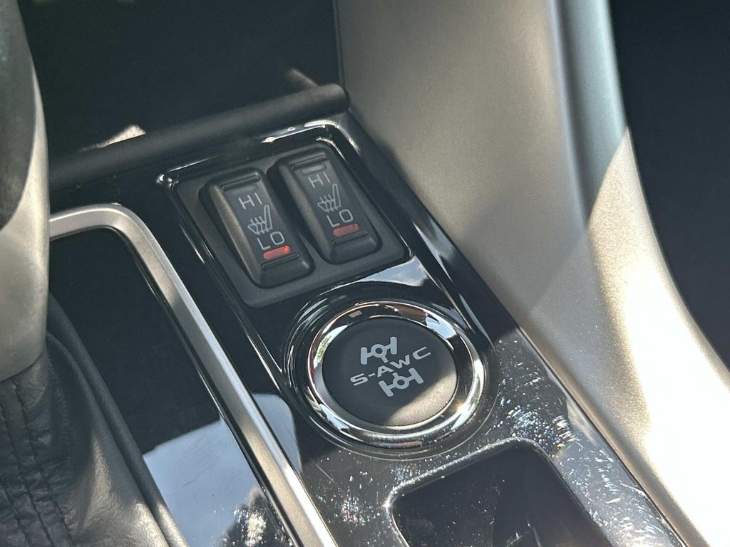 Used 2025 Mitsubishi Eclipse Cross SUV