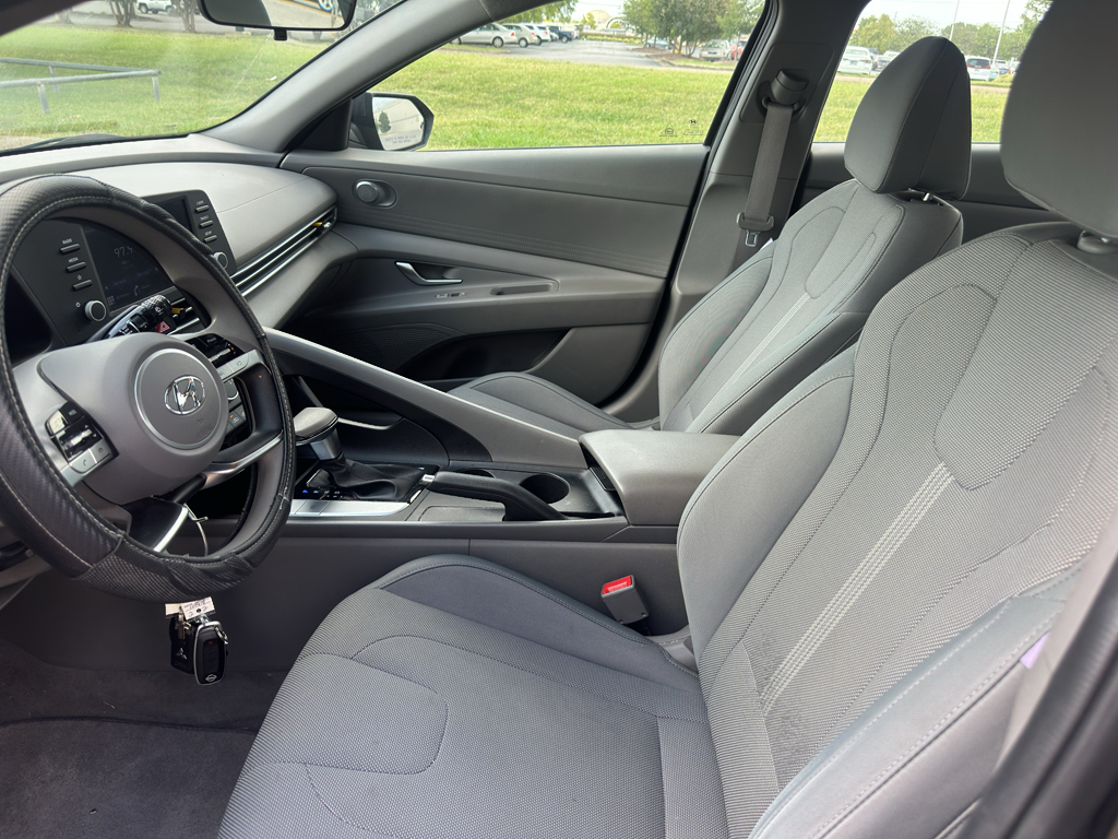 Used 2021 Hyundai Elantra Sedan