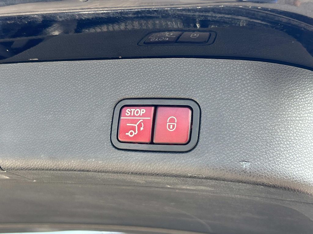 Foto del vehículo 16