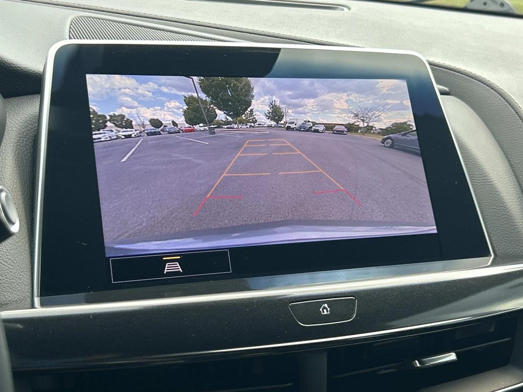 Vehicle photo 31