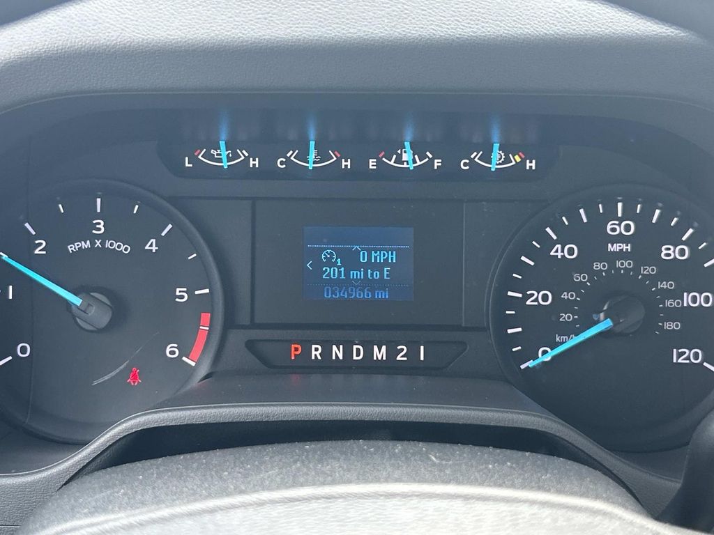 Vehicle photo 45