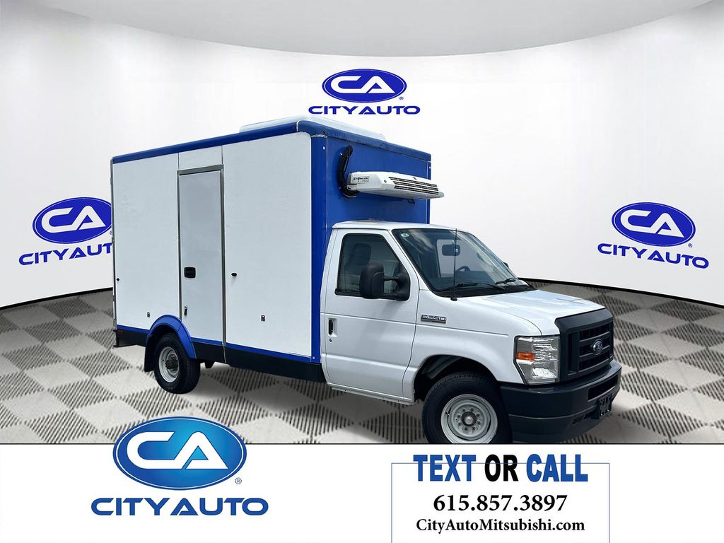 Vehicle photo 1