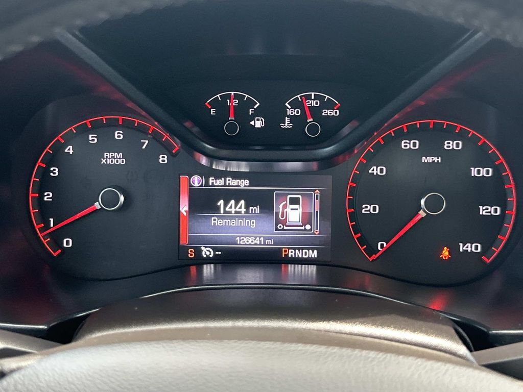 Vehicle photo 35