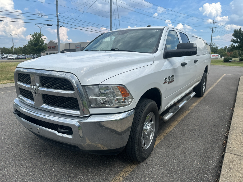 Vehicle photo 8