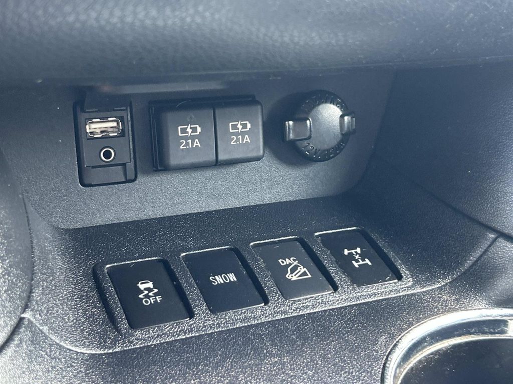 Used 2019 Toyota Highlander SUV